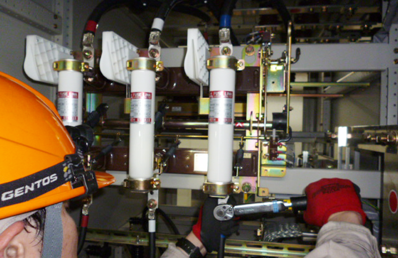 受変電設備保守点検業務